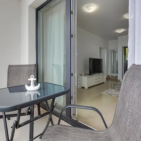 Stjepanovic Apartment