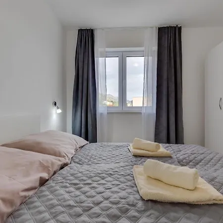 Stjepanovic Tribanj-Kruscica