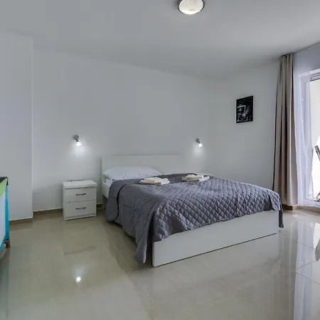 Stjepanovic * Tribanj-Kruscica