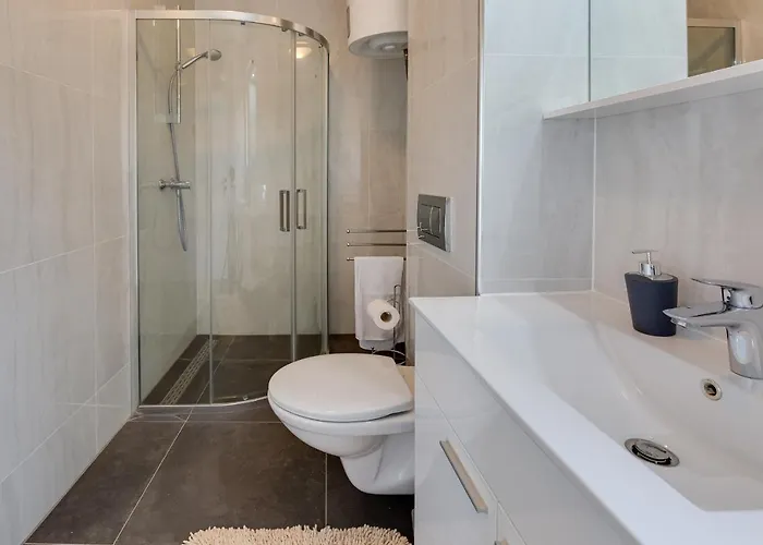 Stjepanovic * Tribanj-Kruscica